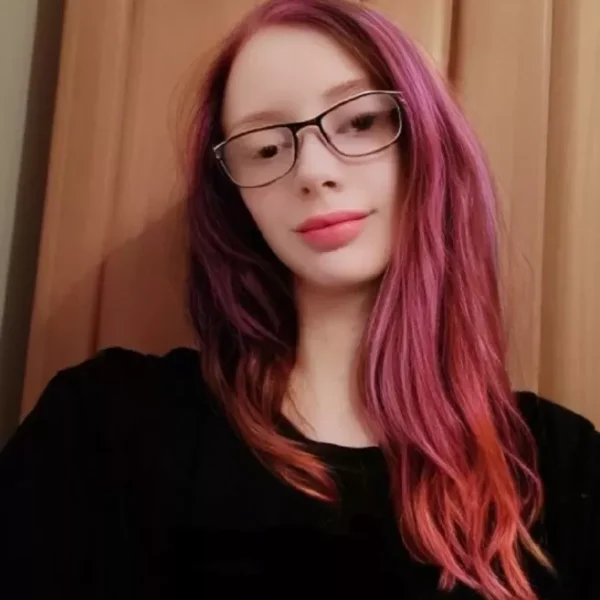 f7aa8805e2f60489b01598a556423372